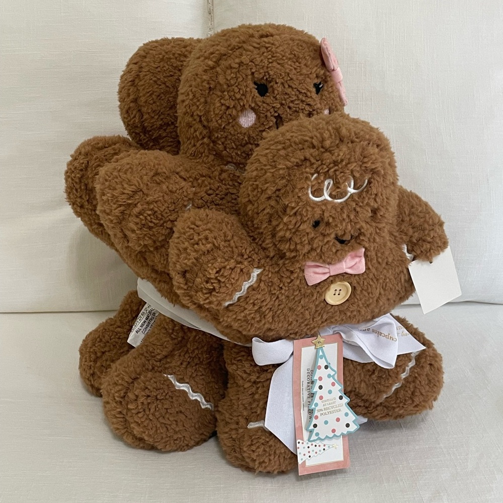 Gingerbread Family Pillows- set of 3